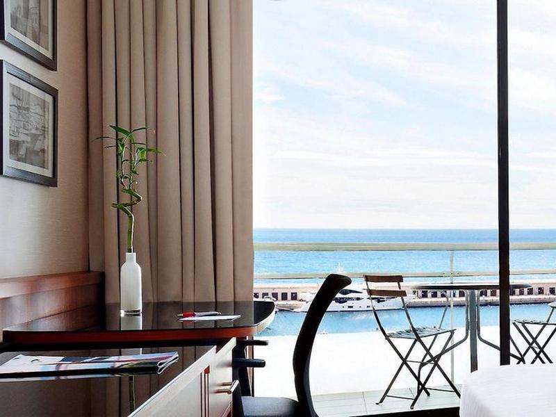 4E222CF77FA18ACAD25041060EAB4A99