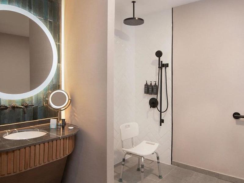 A7F8A89BA2C303CB8DD29A1979C91CE8