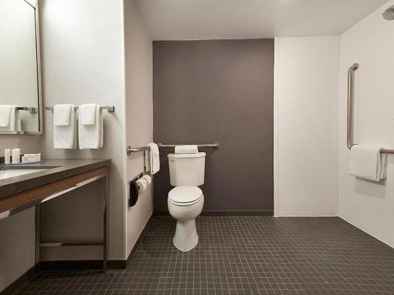 DCD4108EC3C61A004F758C590A3444FF