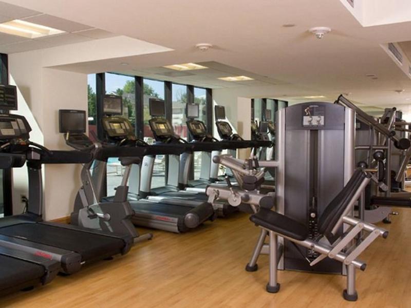 F4223AF26E599903A8C070C043F1F33C