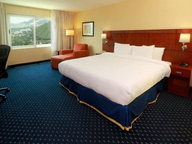 156D16ADF35CB4C70C2581069467E005