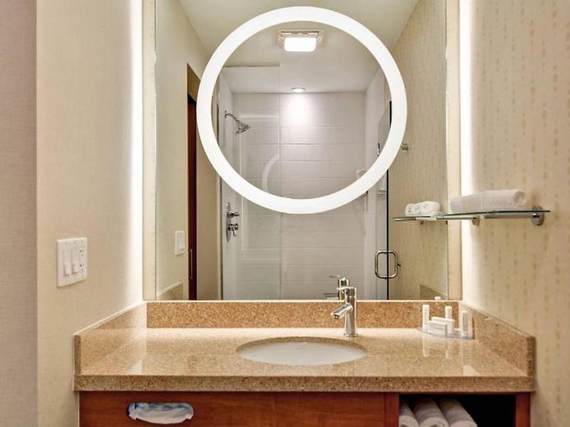 B2252B104AD05766BCC2808A2C3643E3