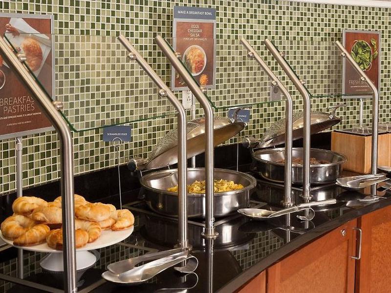 EBB7A4F4675F3E798B46277C13501560