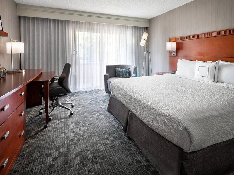 D0B9D8C1351F3D1C37ADA168E145F854