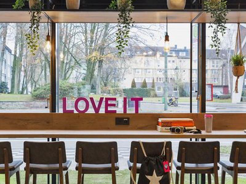 40EAC14068C340FB5ABEEB9E0A8F82EB