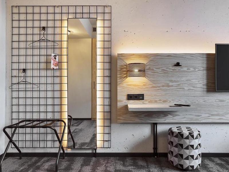 BBC6EE10C78C550FCDBD3E7B18B26344