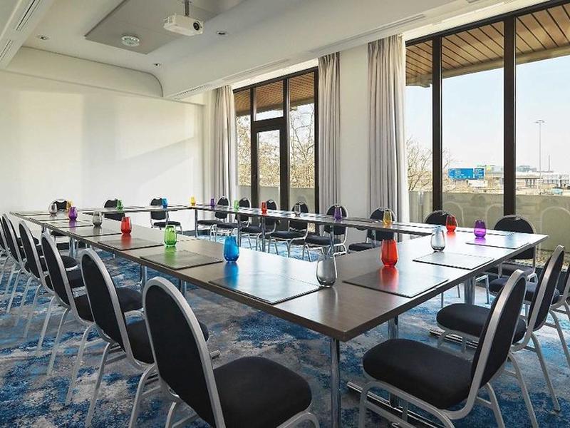 018FEFECD9DAC3270B3C729B4529540E