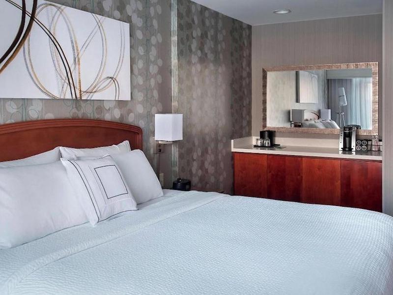 DEF27D88C9E619D1F47B8BA9654993F8