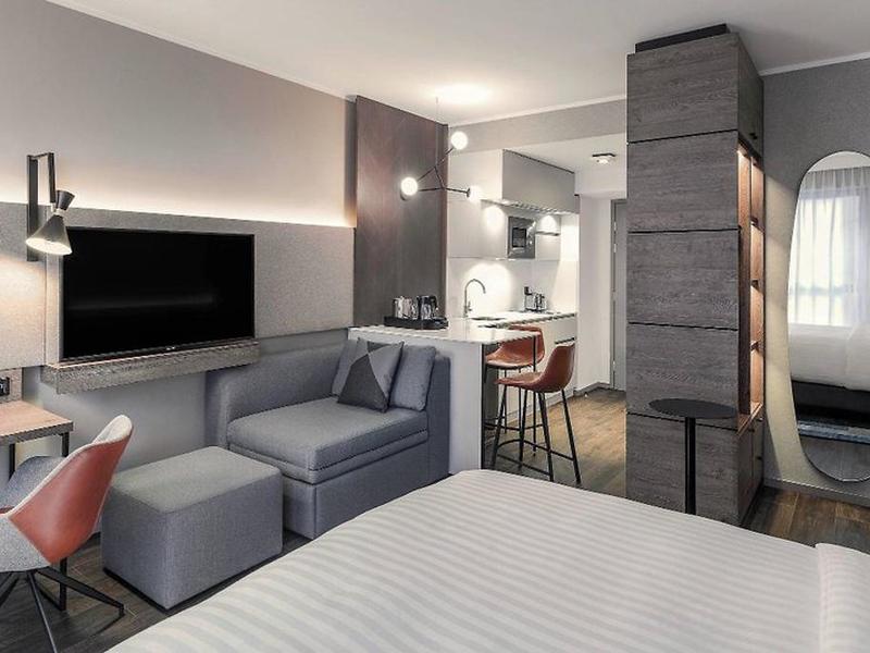 8DFBFFC3318ABA9E9B333878E94098E5