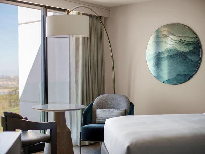 ECE29A13FA38494B17FBCFFB124384C7