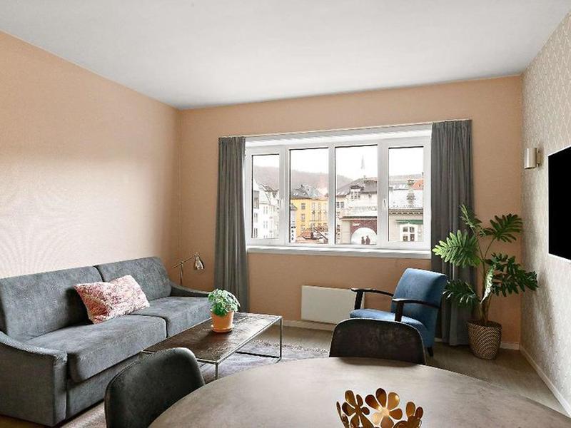 303C66785247B2C18D0C6720E92F23B9