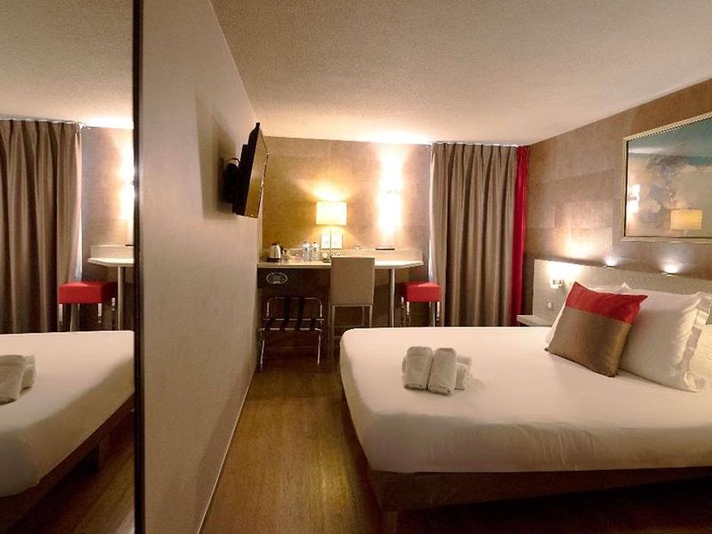 74BB2A0F305D14AE53B4953BD1472242