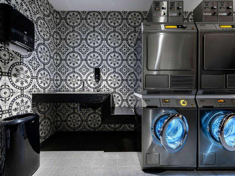 ABFE325DE0ECAEDE7CE5F583E5E73B45