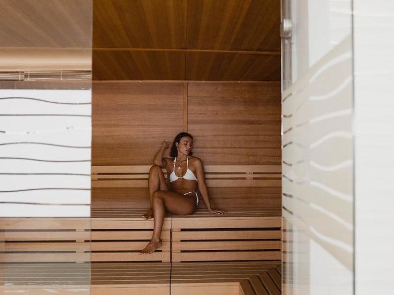 4199A9EB78F0D4693AB8A1470EEE5532