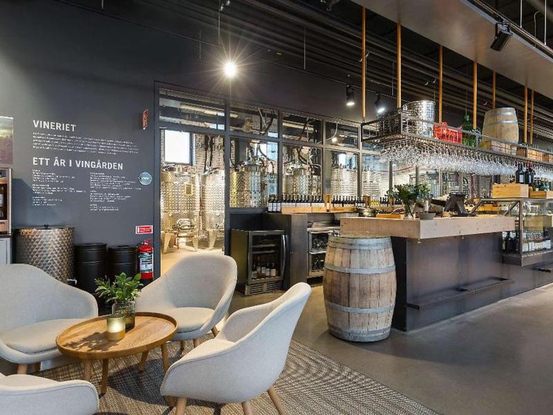 ACB0FB318C2CD7B2EB9CB9366CE91F1B