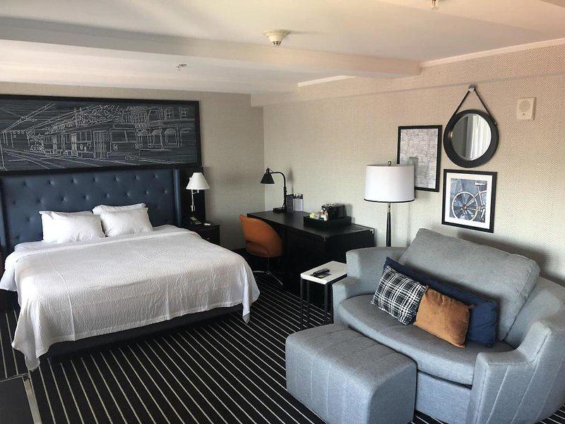 E1927B142E87119C8BCD205CF9BBE03F