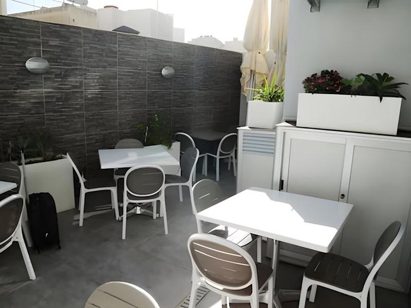 7FAFCEB8F4B4D40B9304397AFE7FC859