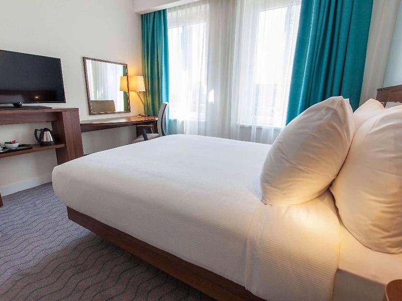 933E58941D38F0A09A88F8F67DD55537