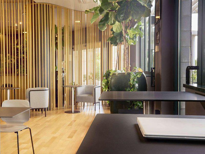 AB22509724F3231F2940B768E2A71D3C