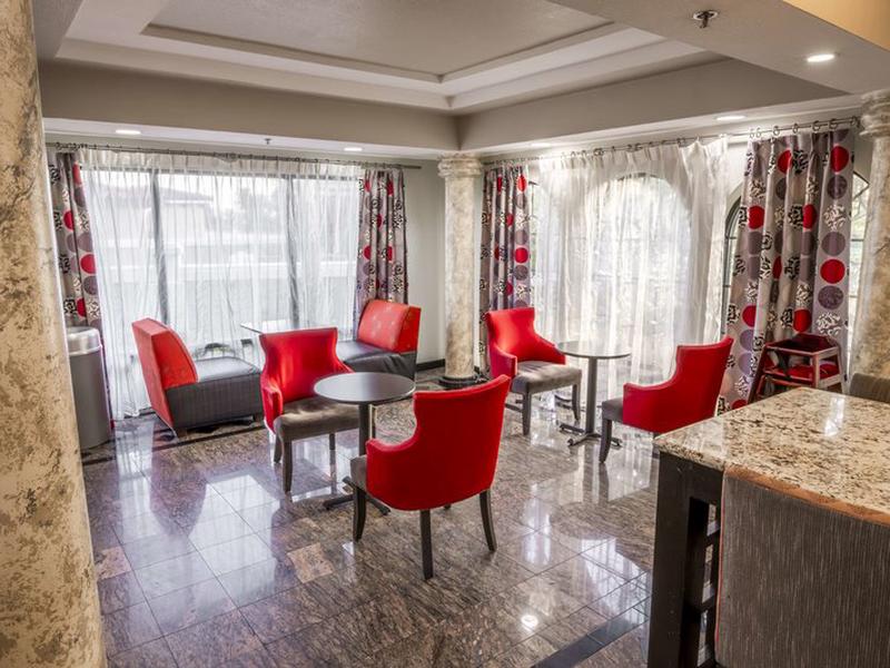 8E81E0D208D1161EB4B66118E926D7E3