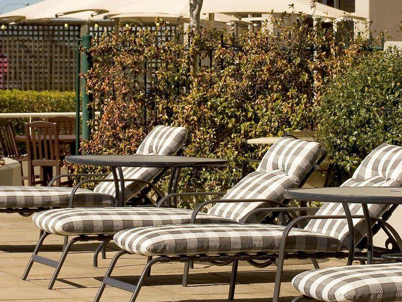 DC74BC249037D39A7CEDE49750723337