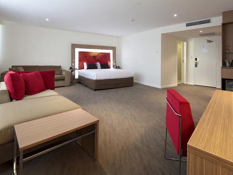 AAF63BD40B10AF6E8A88F4FCDE7CD5BA