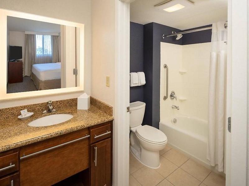 AF6BB79EBE50902E8A9C87B34FD8E59C