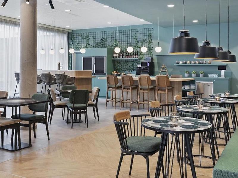 85BBE3B9CE0AFE598D4B0736D46AEF9A