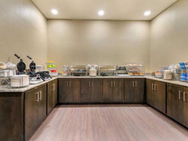 DB00337F8E8E61BA73B041A3BD78B47D