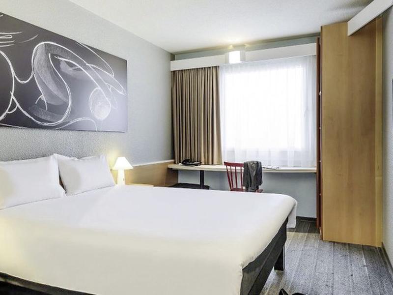 3B692482882A5BCC14BBE8AC356BAAF7