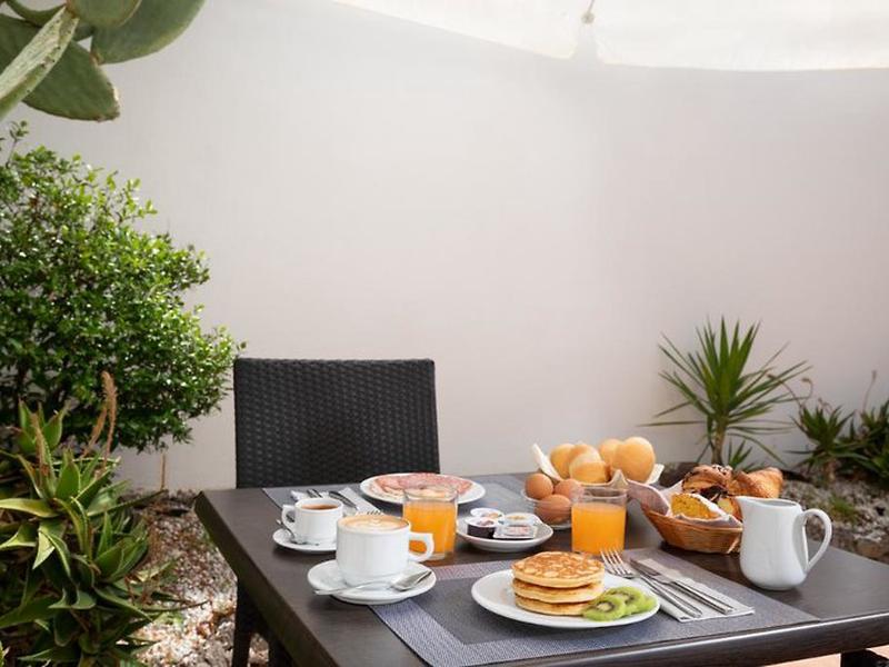 43222EDC5CC65A8CD4030E9D78622151