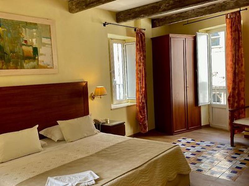 0987C22204D6A711179C12430C55D88C