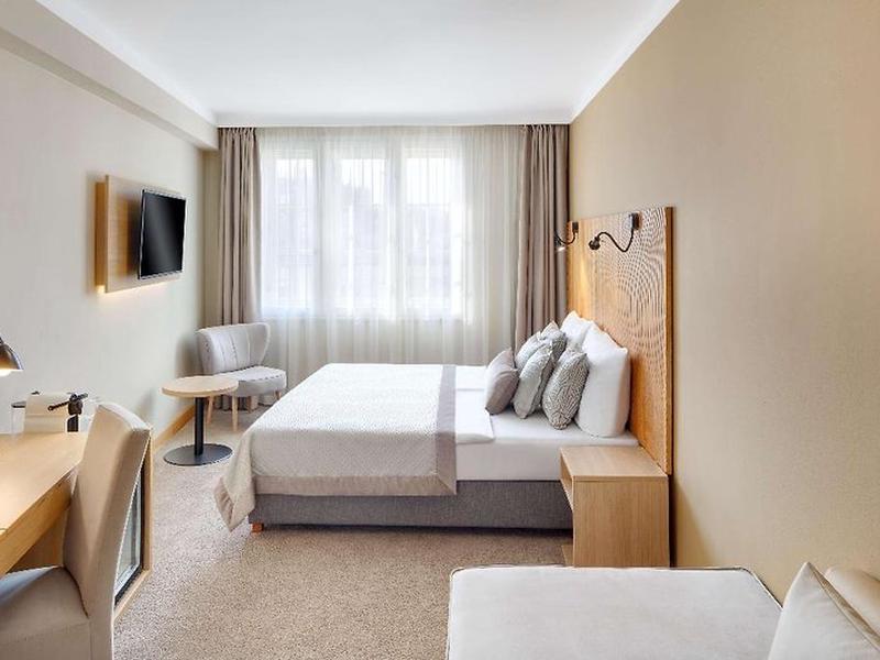 A7D393E56F268B57F224148DEC7D9C00