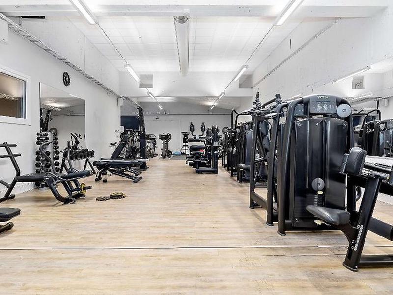 B47BA5C018A6BFD68B3DE942A88CD4EB