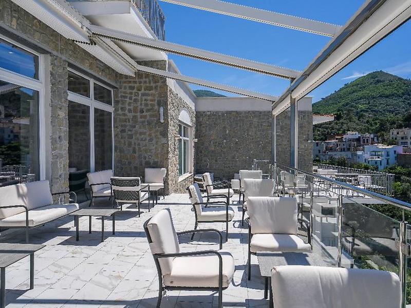 7B10C6A6675BAF60B1760D9A896896AE