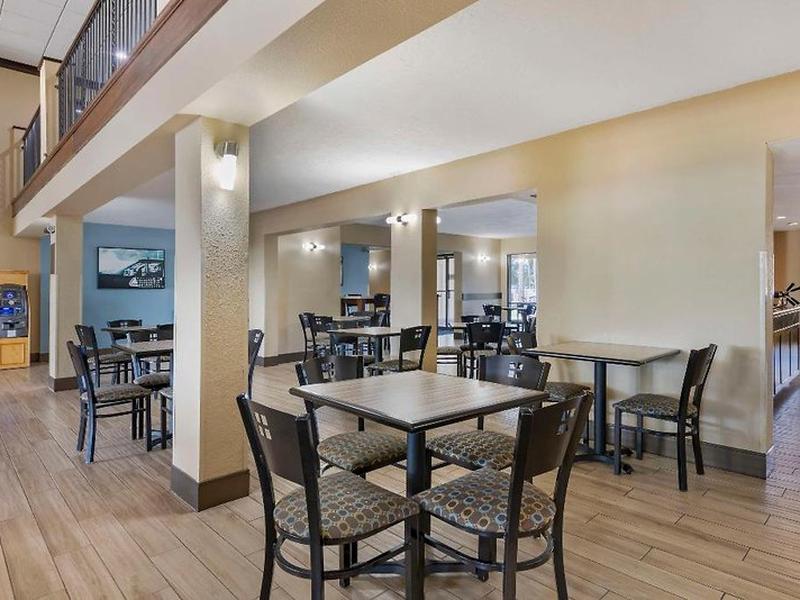 E8EFD8A64A5B9B8D7A15F186C9667BB4