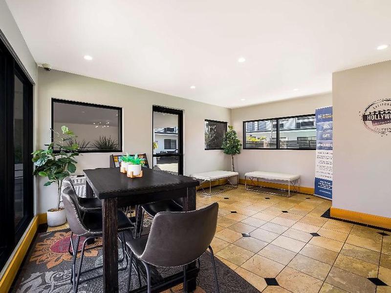 99AAB5BE8590C5326EF60692EE8843A4