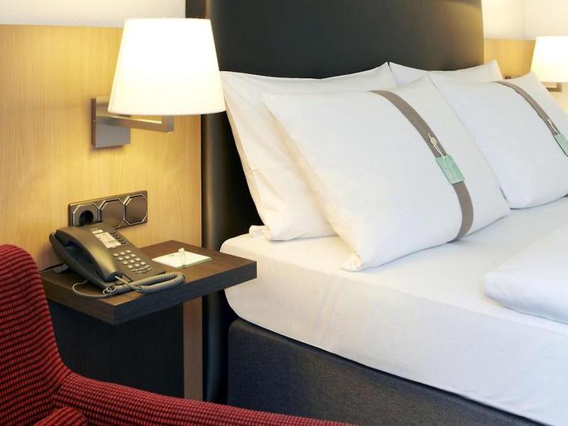 FE9AE251DB6A847AB10E5D4FE7C1EDBF