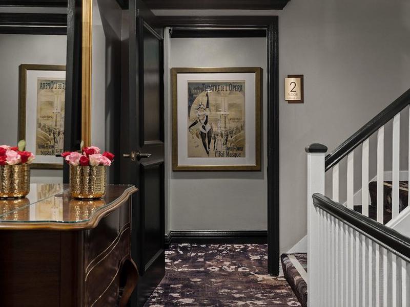 40A35DB8E40E35141787B88154F25CD9