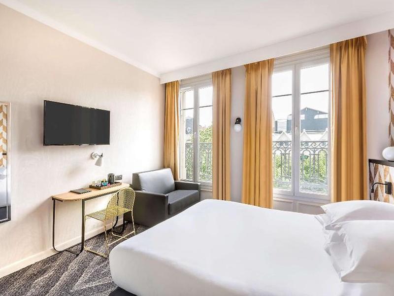 C3233C49A8E8481FF12DC007FB7AAC83