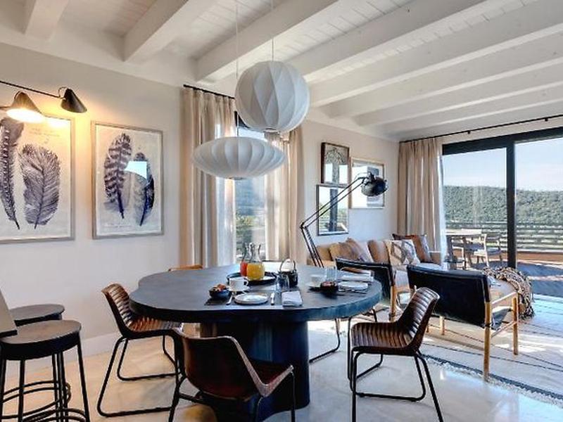 344D4E7A07F21F2E3845E572F97EA7FF