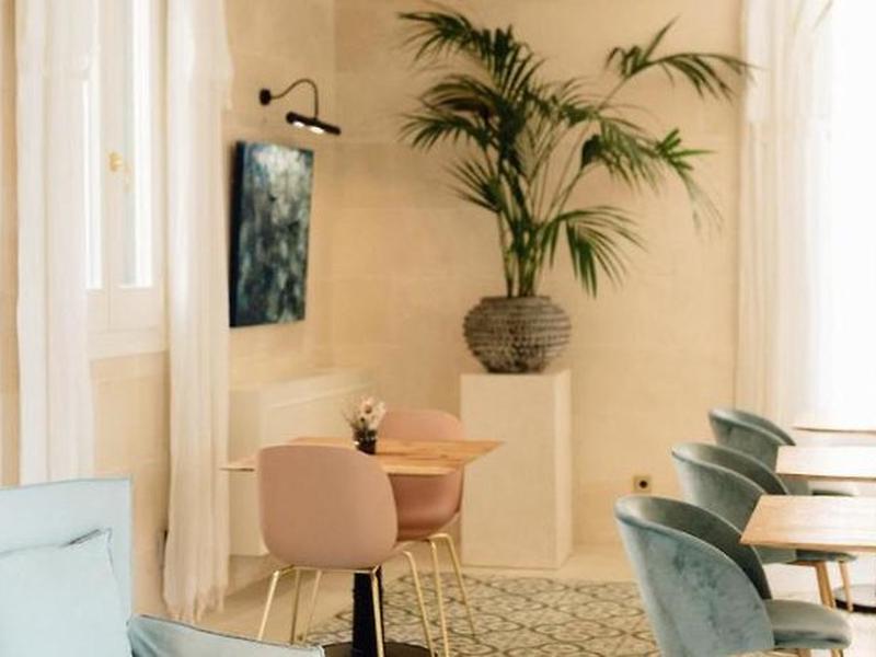 AB44D36D2DA038F96DCE5085783179E4