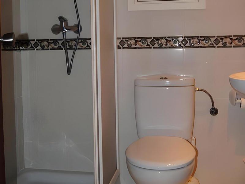 ABC2D2DD58F52C7AECFF08FEC65F7A91