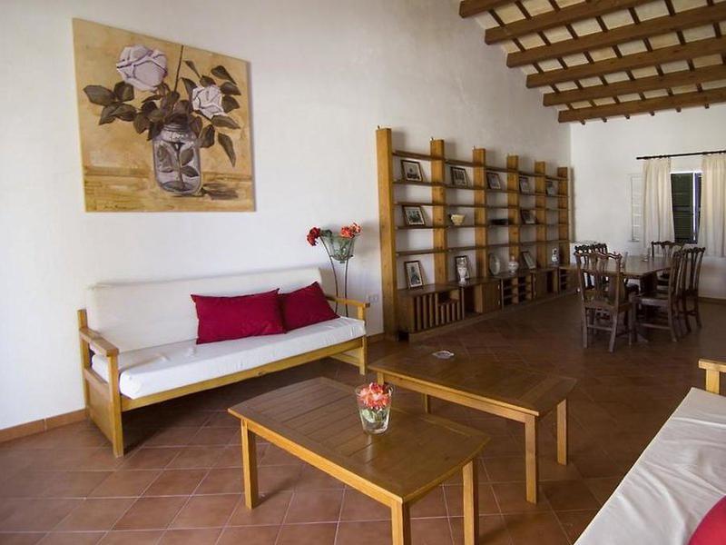 D5F5912571B594A2B14E0CC49204E349