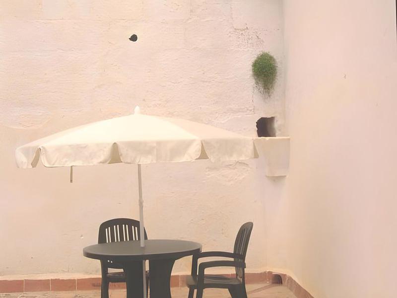 DB84B1055E648D8624484818E00CEC6C