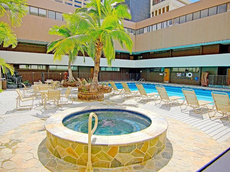 0C39A5567B4E3975A65868E15B4B1BD2