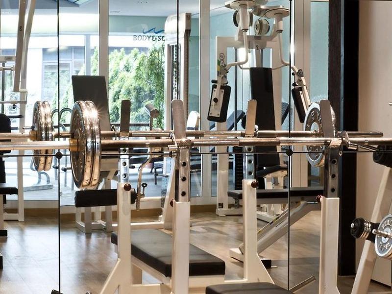 CDCADEA8970B2398D6DC00E036D2F090