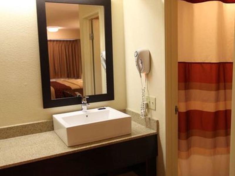 D03024A7BD1E06D976FE8D753276D701