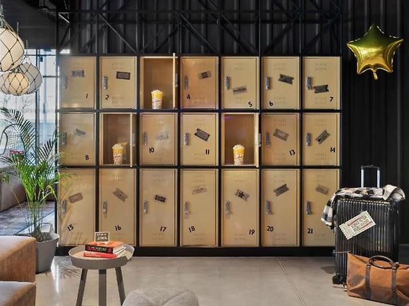 6D5458E4D0A63C29AFE2DD0D9479F2C8