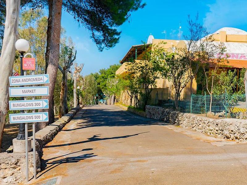 16B63F2E52ED23B316DAEF15D37E9A75